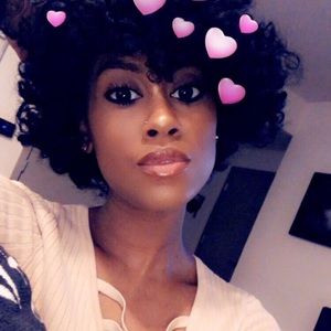 Meet your Posher, Imani